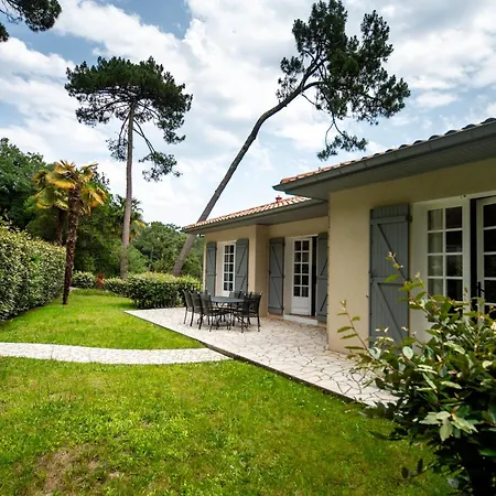 Pour 6 Personnes- Lou Bousquet Etage *